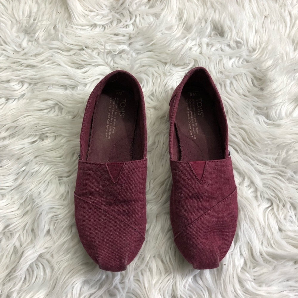 Women’s Maroon Toms